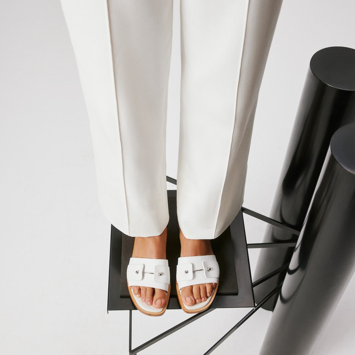 Christian Louboutin Shop – Christian Louboutin chambelimule – 1250864w669 High Heels für stilvolle Auftritte