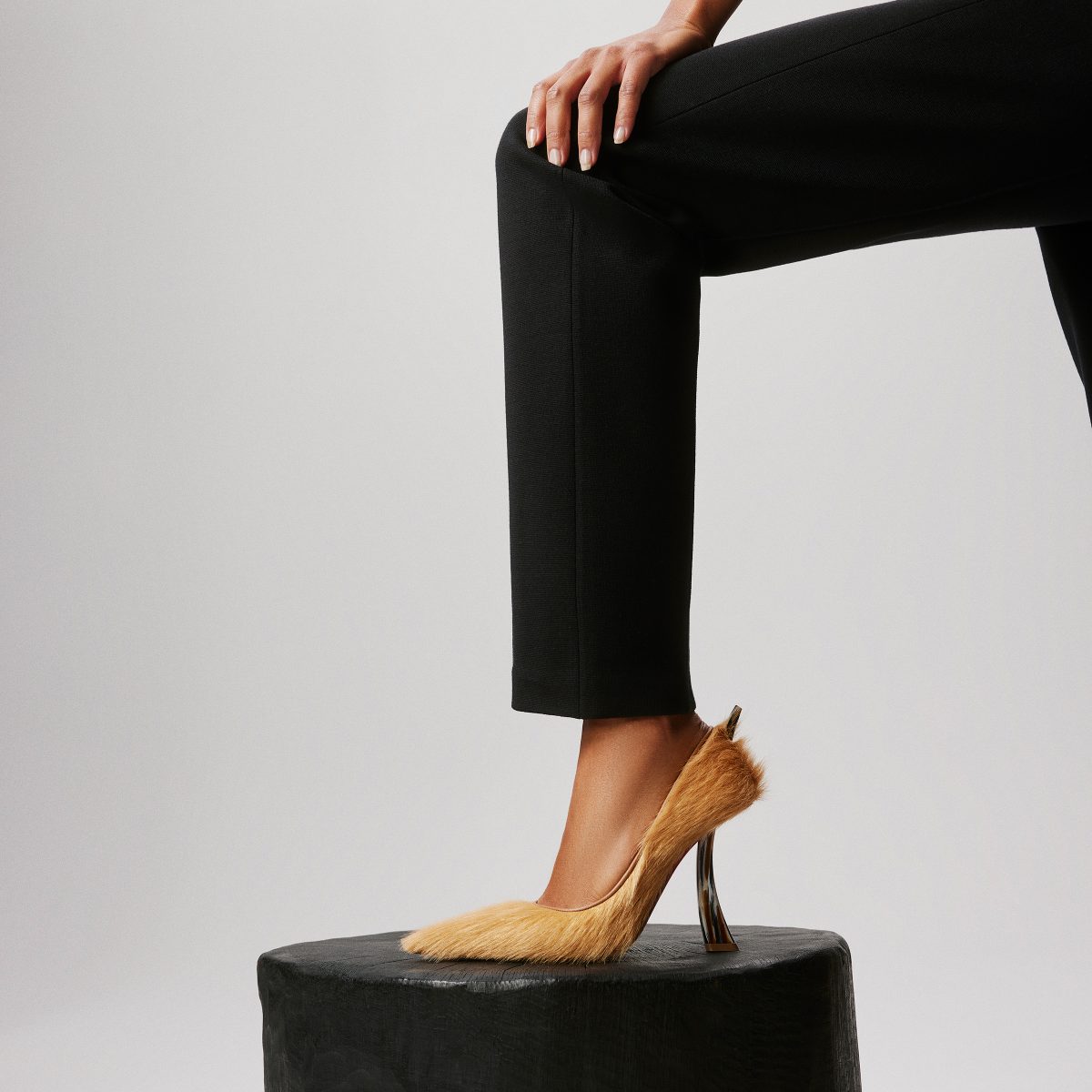 Christian Louboutin Shop – Christian Louboutin kate clawmax – 1250779g374 High Heels für stilvolle Auftritte