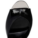 Christian Louboutin Shop – Christian Louboutin lock me up sandal – 1250105b439 High Heels für stilvolle Auftritte