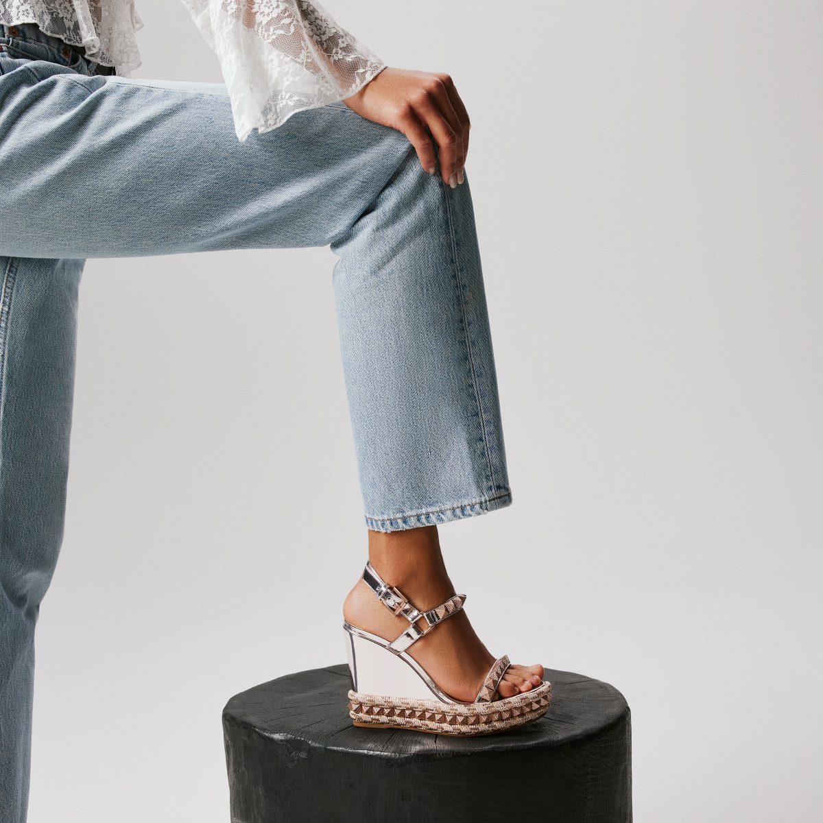 Christian Louboutin Shop – Christian Louboutin pyraclou – 32304169002 High Heels für stilvolle Auftritte