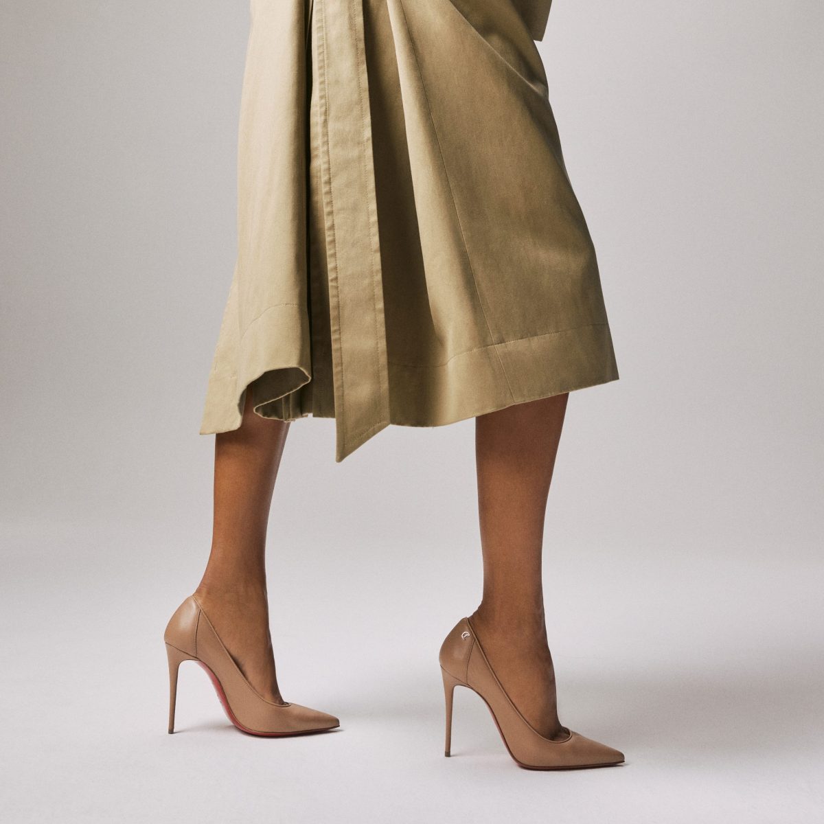 Christian Louboutin Shop – Christian Louboutin sporty kate – 1250032n295 High Heels für stilvolle Auftritte
